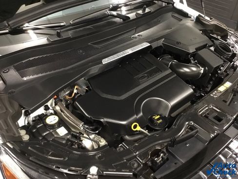 Used 2021 Land Rover Discovery Sport S image 43