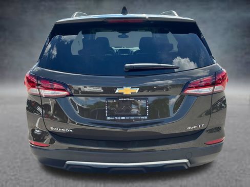 Used 2023 Chevrolet Equinox LT AWD/4WD image 4