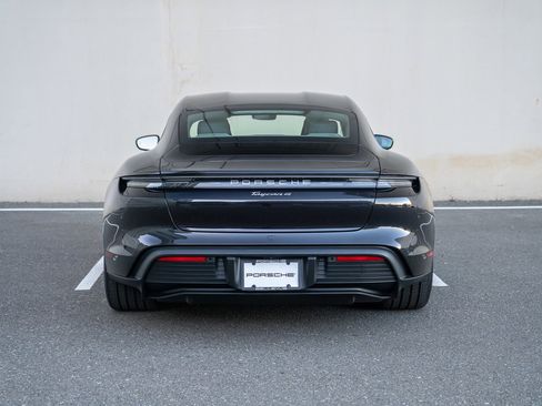 New 2026 Porsche Taycan image 7