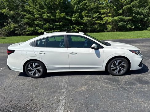 Used 2024 Subaru Legacy Premium AWD/4WD image 5