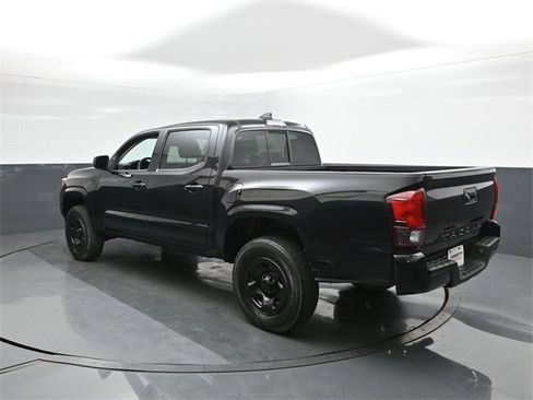 Used 2021 Toyota Tacoma SR w/ SR Convenience Package image 5