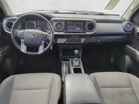Used 2022 Toyota Tacoma SR5 RWD image 20