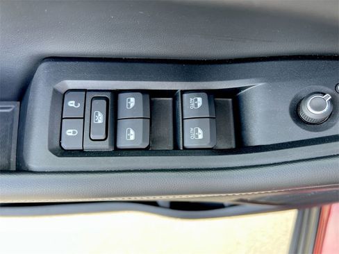 Used 2024 Jeep Grand Cherokee Altitude image 20