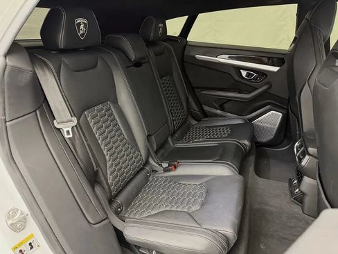 Used 2021 Lamborghini Urus AWD/4WD image 51