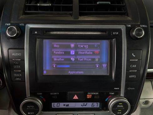 Used 2013 Toyota Camry XLE FWD image 28