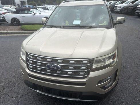 Used 2017 Ford Explorer Limited FWD image 14