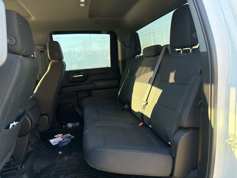 Used 2025 Chevrolet Silverado 2500 Custom w/ Custom Value Package image 37