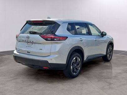 Used 2025 Nissan Rogue SV