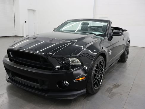 Used 2013 Ford Mustang Shelby GT500 image 45