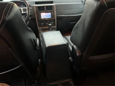 Used 2012 Jeep Liberty Limited Jet w/ Comfort/Convenience Group AWD/4WD image 21