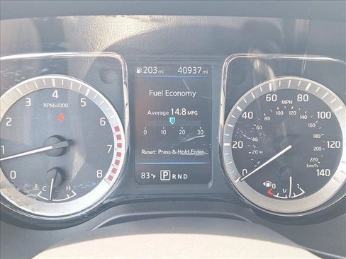 Used 2019 Nissan Titan SV RWD image 10