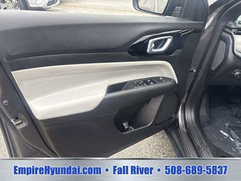 Used 2024 Jeep Compass Limited AWD/4WD image 18