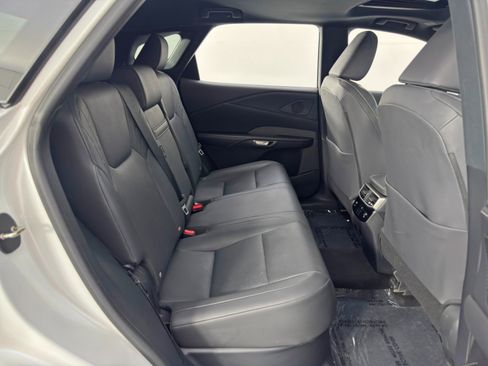 Used 2024 Lexus RX 350 Premium w/ Accessory Package (Z1) image 39