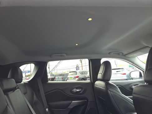 Used 2020 Jeep Cherokee Latitude Plus w/ Cold Weather Group image 47