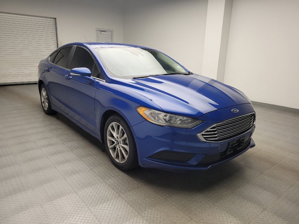 Used 2017 Ford Fusion SE FWD image 13