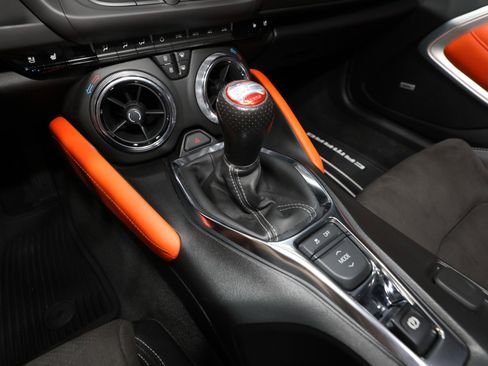 Used 2020 Chevrolet Camaro SS image 63