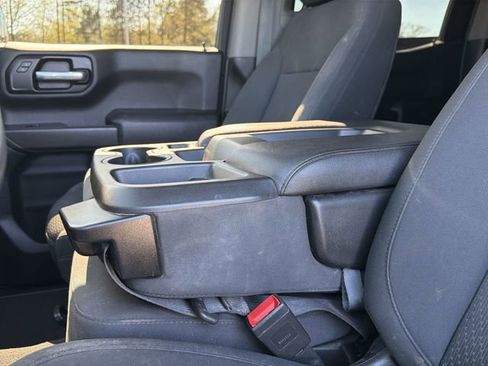 Used 2020 Chevrolet Silverado 1500 Custom Trail Boss w/ Custom Convenience Package image 20