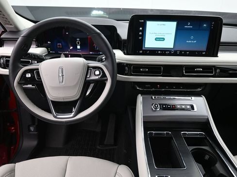 New 2026 Lincoln Aviator AWD image 11
