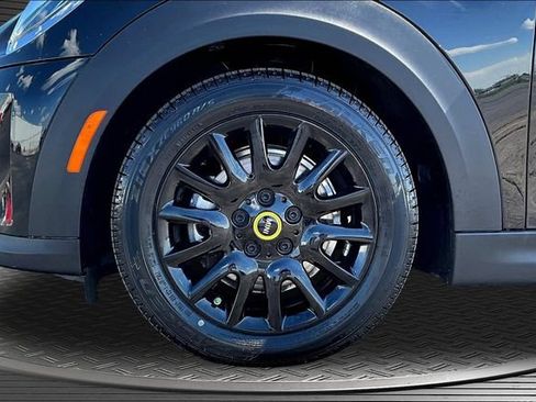 Used 2022 MINI Cooper SE FWD image 32