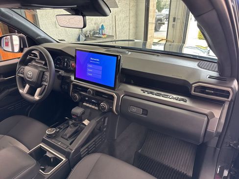 Certified 2025 Toyota Tacoma TRD Off-Road w/ TRD Off Road Upgrade Package AWD/4WD image 50