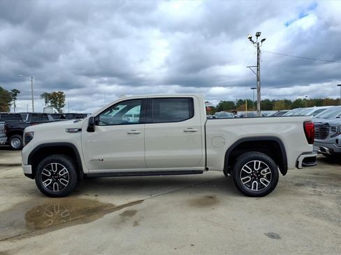 New 2026 GMC Sierra 1500 AT4 w/ AT4 Premium Package image 4