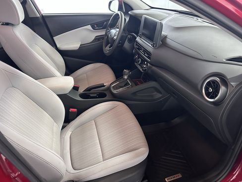 Used 2022 Hyundai Kona SEL image 33