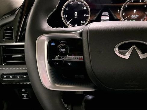 Used 2025 INFINITI QX80 Luxe image 20