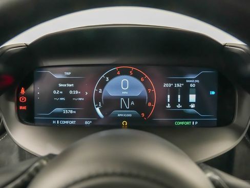 Used 2026 McLaren 750S Spider RWD image 24