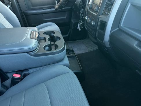 Used 2017 RAM 2500 Tradesman w/ Chrome Appearance Group image 16