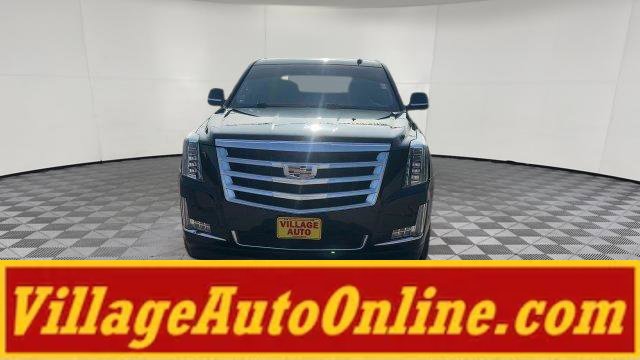 Used 2018 Cadillac Escalade Luxury AWD/4WD image 56