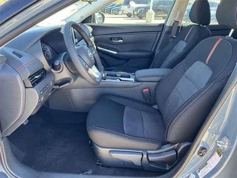 New 2025 Nissan Sentra SR image 16