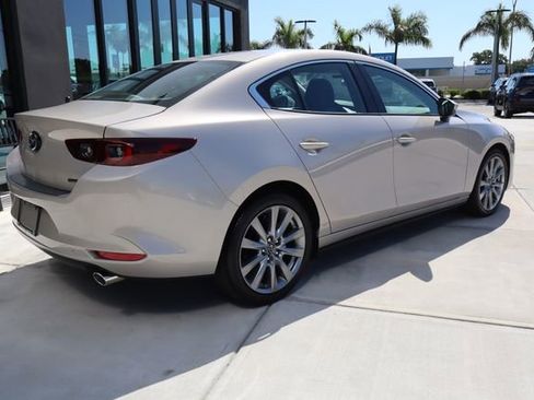 Used 2025 MAZDA MAZDA3 s FWD image 3