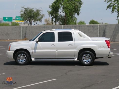 Used 2004 Cadillac Escalade EXT AWD/4WD image 8