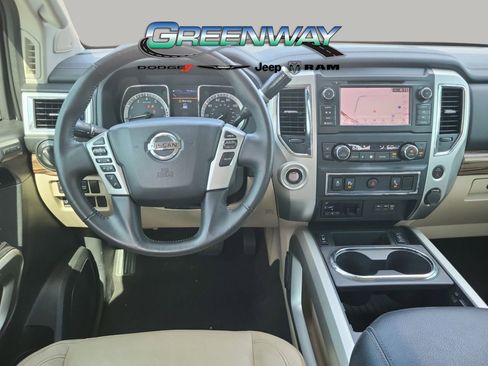 Used 2019 Nissan Titan SL w/ Chrome Package RWD image 9