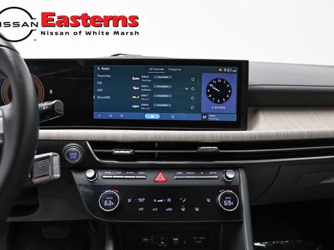 Used 2025 Hyundai Sonata SEL FWD image 12