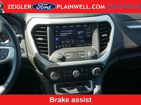 Used 2023 GMC Acadia SLT w/ Preferred Package AWD/4WD image 16