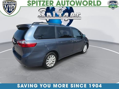 Used 2017 Toyota Sienna XLE AWD/4WD image 8