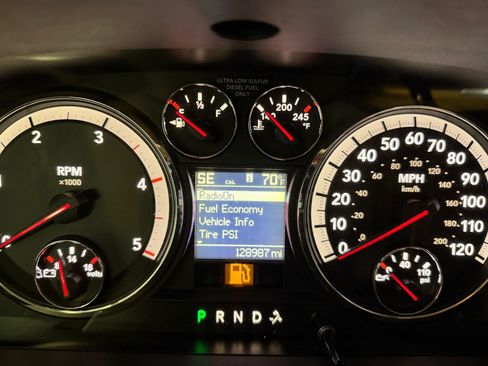 Used 2010 Dodge Ram 2500 Truck SLT w/ Technology Group AWD/4WD image 13