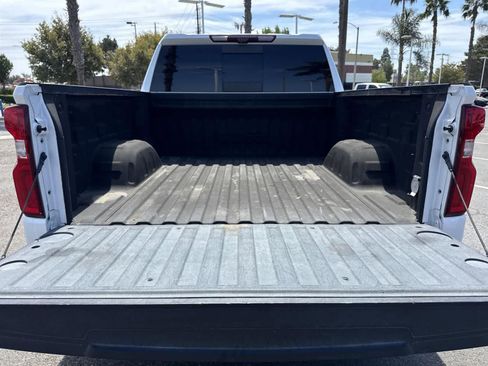 Used 2021 Chevrolet Silverado 1500 High Country w/ Technology Package image 35