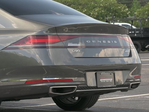 Used 2023 Genesis G90 3.5T AWD/4WD image 42