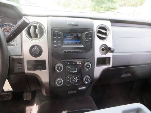Used 2013 Ford F150 XLT w/ Luxury Equipment Group RWD image 19