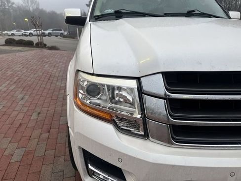 Used 2017 Ford Expedition Limited w/ Equipment Group 301A image 19