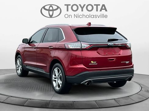 Used 2017 Ford Edge Titanium w/ Technology Package image 4