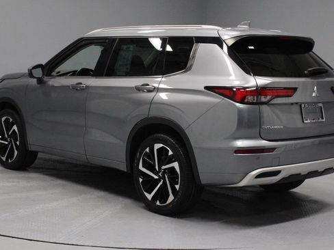 Used 2023 Mitsubishi Outlander SEL AWD/4WD image 8