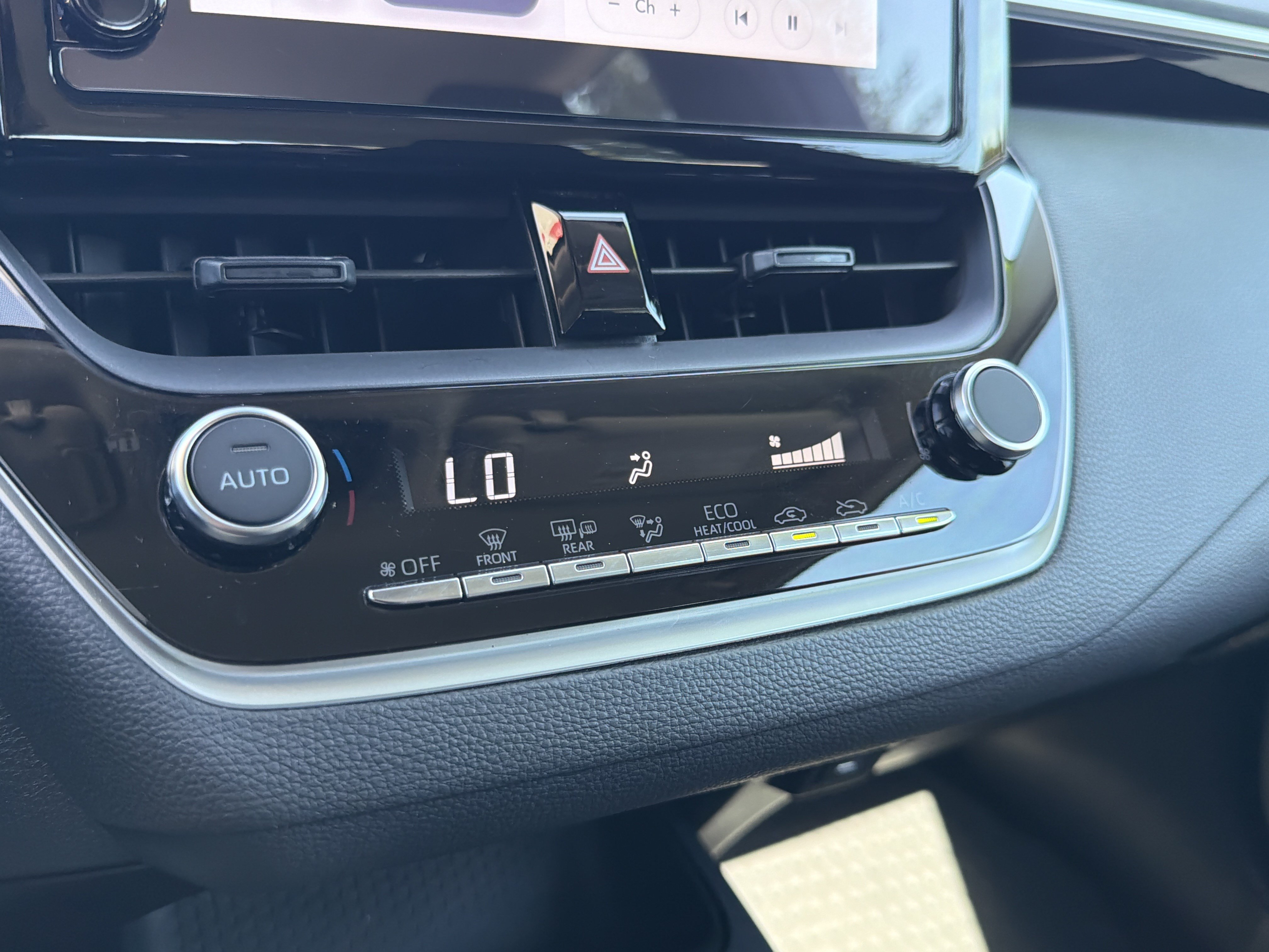 Certified 2026 Toyota Corolla LE FWD image 8