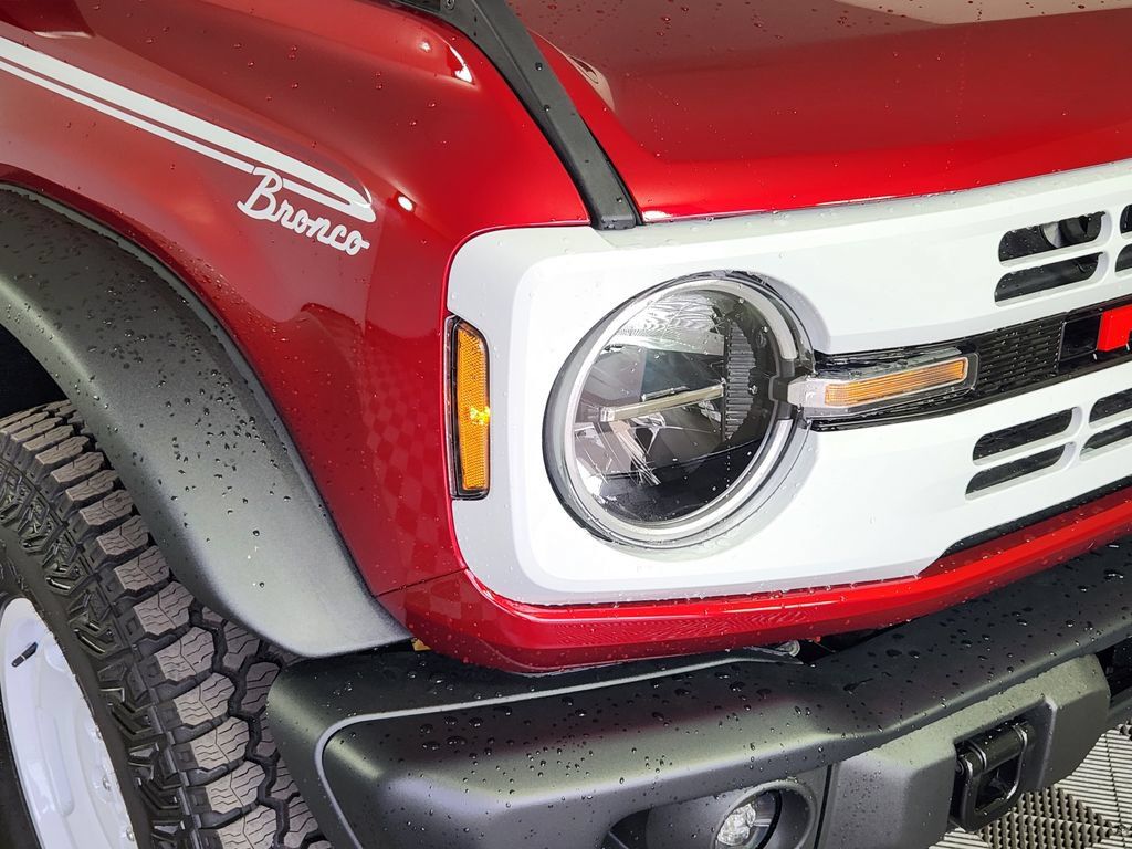 New 2026 Ford Bronco Heritage Edition AWD/4WD image 10
