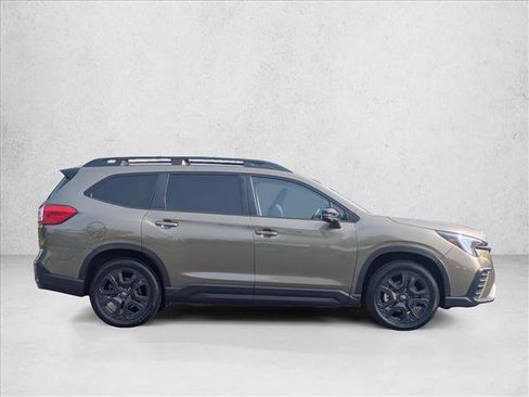 Used 2023 Subaru Ascent Onyx Edition Limited AWD/4WD image 4