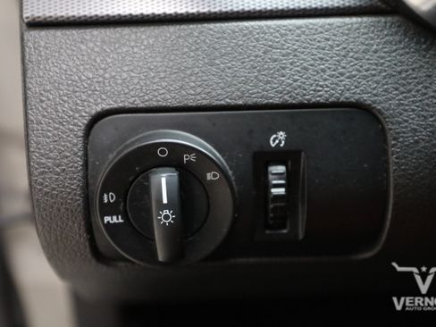 Used 2009 Ford Mustang GT RWD image 32