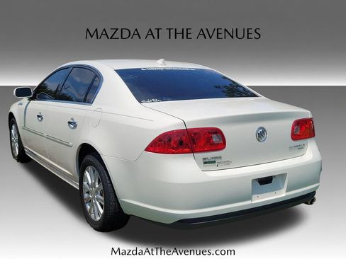 Used 2011 Buick Lucerne CXL FWD image 22