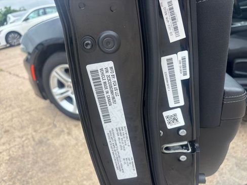 Used 2022 Dodge Charger SXT RWD image 30